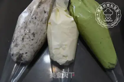 Make Net-red lunch box cake step 8