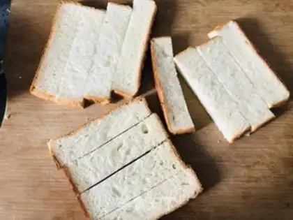 Make Garlic bread step 3