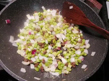 Make Beef paste and vegetables step 4