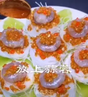 Make Garlic fans steam shrimp step 6