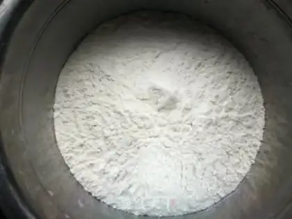 Make An egg pack with a rhinoconi step 0