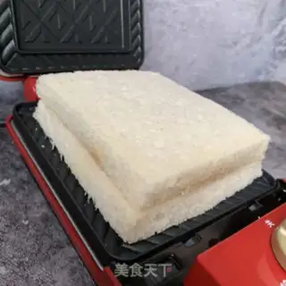 Make Flamingo yogurt sandwich step 3