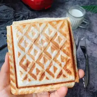 Make Flamingo yogurt sandwich step 5