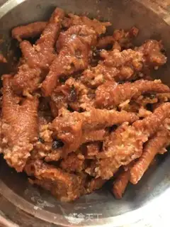 Make The radish veal claws step 0