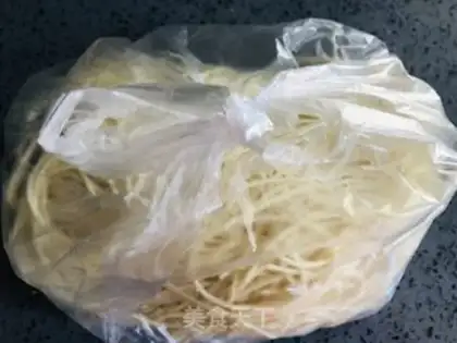 Make ♪ Scrambled noodles ♪ step 4