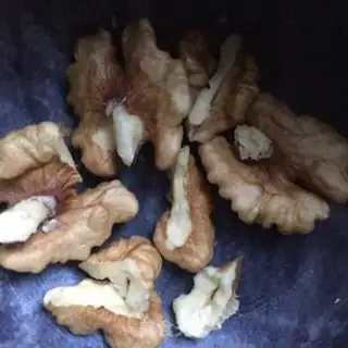 Make Red-tree walnut yogurt step 2