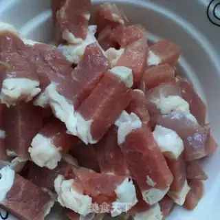 Make Curry meat and potatoes step 1
