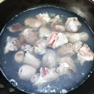 Make Peanut Lotus Pork Foot step 1
