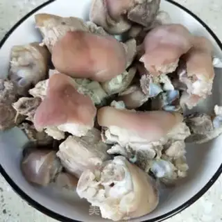 Make Peanut Lotus Pork Foot step 2