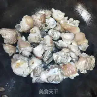Make Peanut Lotus Pork Foot step 4
