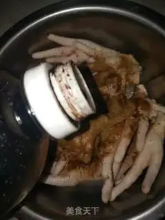 Make Roasted chicken claws step 4