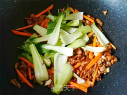 Make A green-sweet fan step 4