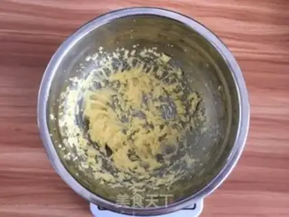 Make The gartered coconut bread step 6