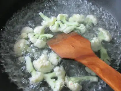 Make Eggs and oxen gravy step 3