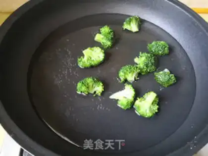 Make Shrimp noodles step 2