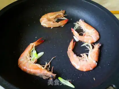 Make Shrimp noodles step 3
