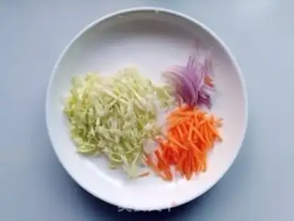 Make Spam with cabbage step 5
