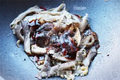 Make Red burning mushrooms step 4