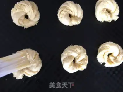 Make The gartered coconut bread step 22