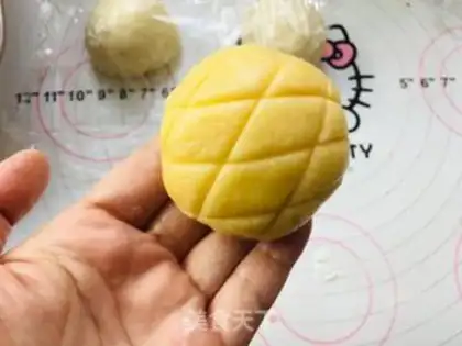 Make Mini pineapple bun step 6