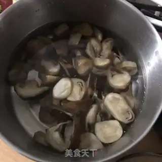 Make Fresh soup noodles step 4