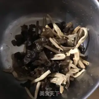 Make Fresh soup noodles step 5