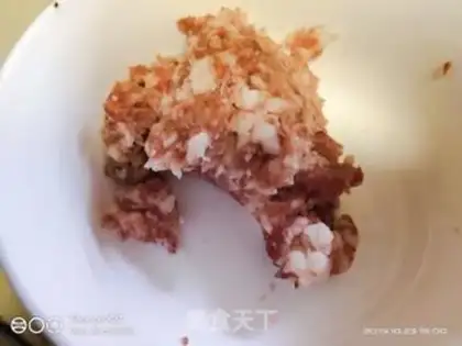 Make cucumber fried meat step 1