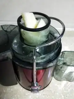 Make Honey Sydney juice step 2
