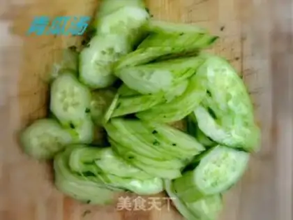 Make Four seasons of cucumber soup step 3
