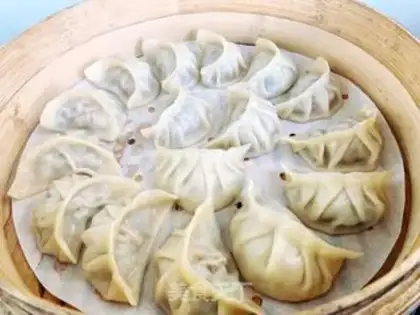 Make Bean-fruit pork dumplings step 10