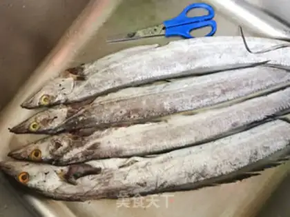 Make Dried fish step 0