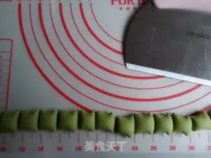 Make Pyramid cabbage step 4