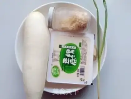 Make Roach tofu shrimp soup step 0