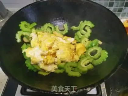 Make Scrambled peppers, fried eggs step 7