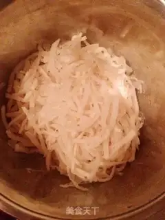 Make radish meatloaf step 1