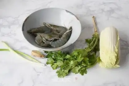 Make Shrimp with cabbage step 0