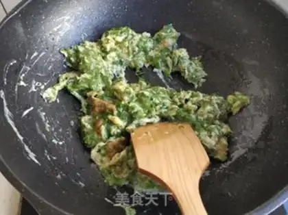 Make Spicy eggs step 4