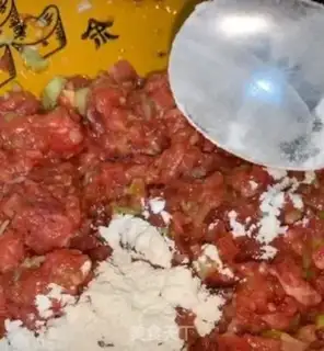 Make Beef fan radish soup step 5
