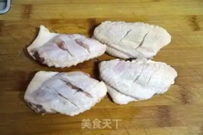 Make Roasted chicken wings, potatoes step 1