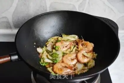 Make Shrimp with cabbage step 7