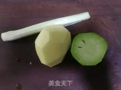 Make Traditional radish soup step 0