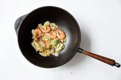Make Shrimp with cabbage step 8