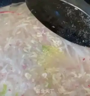 Make Beef fan radish soup step 11