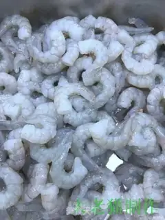 Make Sausage shrimp step 0