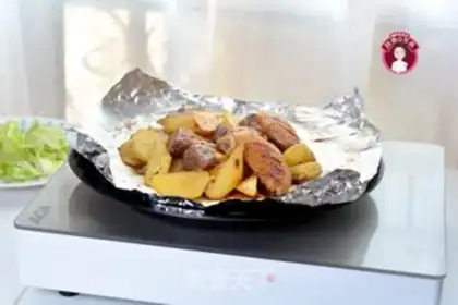 Make Roasted chicken wings, potatoes step 7
