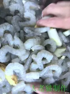Make Sausage shrimp step 2