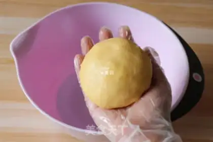 Make Button cookies step 5