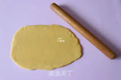 Make Button cookies step 7