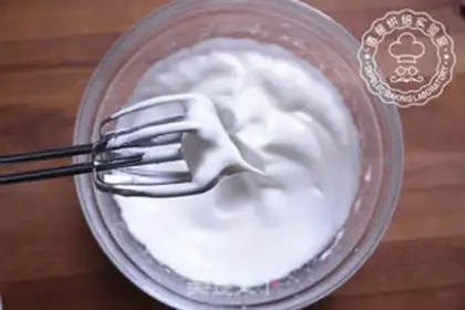 Make Almond sponge cake step 2