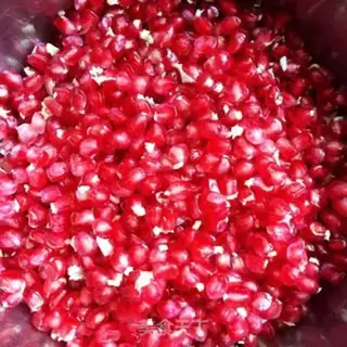 Make Pomegranate juice step 2